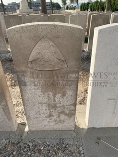 BAGHDAD (NORTH GATE) WAR CEMETERY - HUTCHINS, F